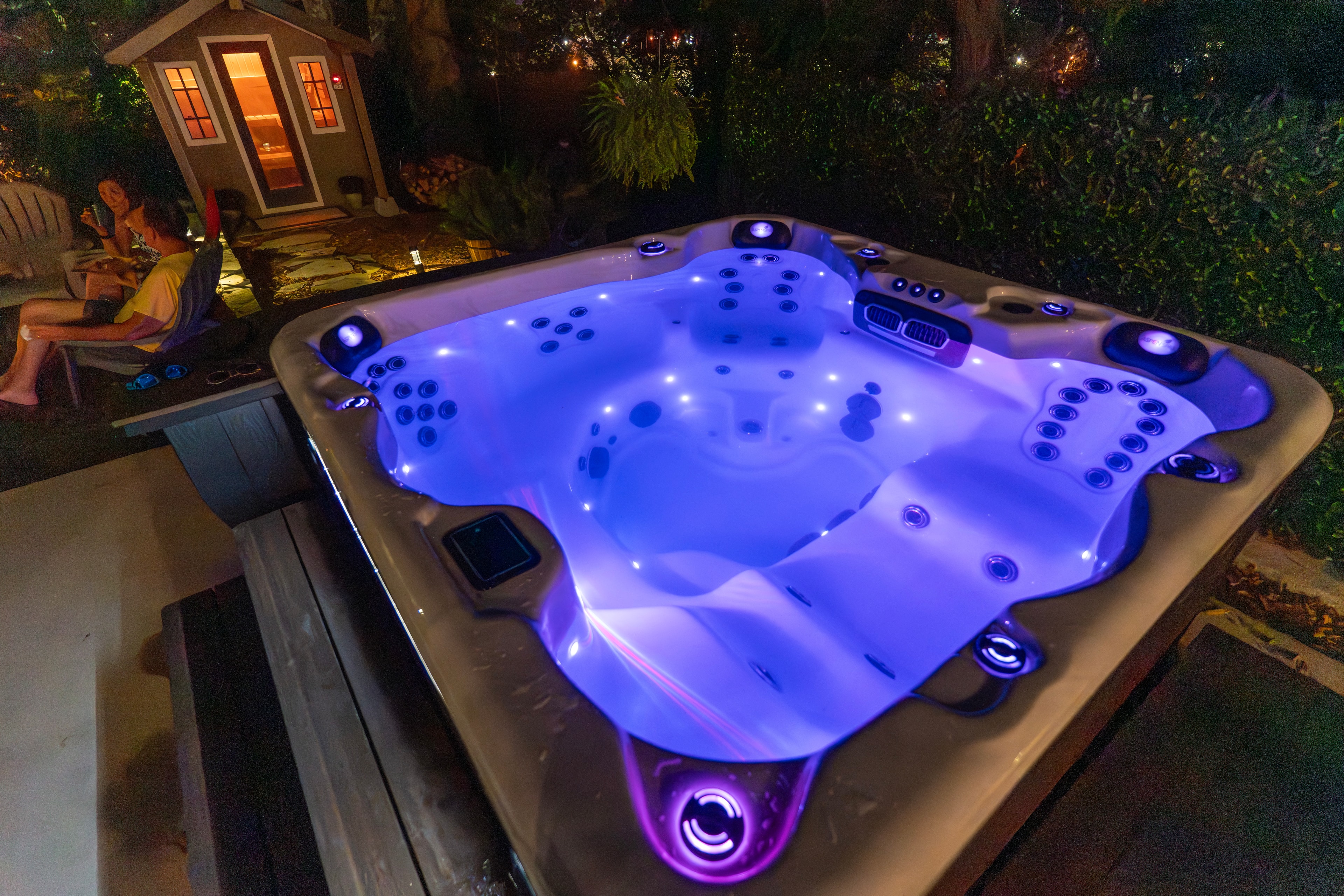 Saltwater vs. Traditional Spa Systems: Which Is Right for You?